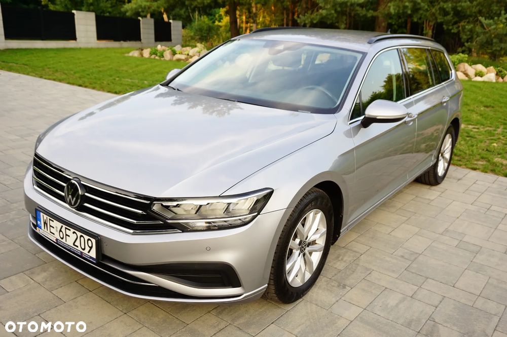 Volkswagen Passat Variant 1.5 TSI EVO Business DSG - 9