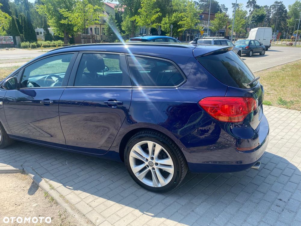 Opel Astra - 16