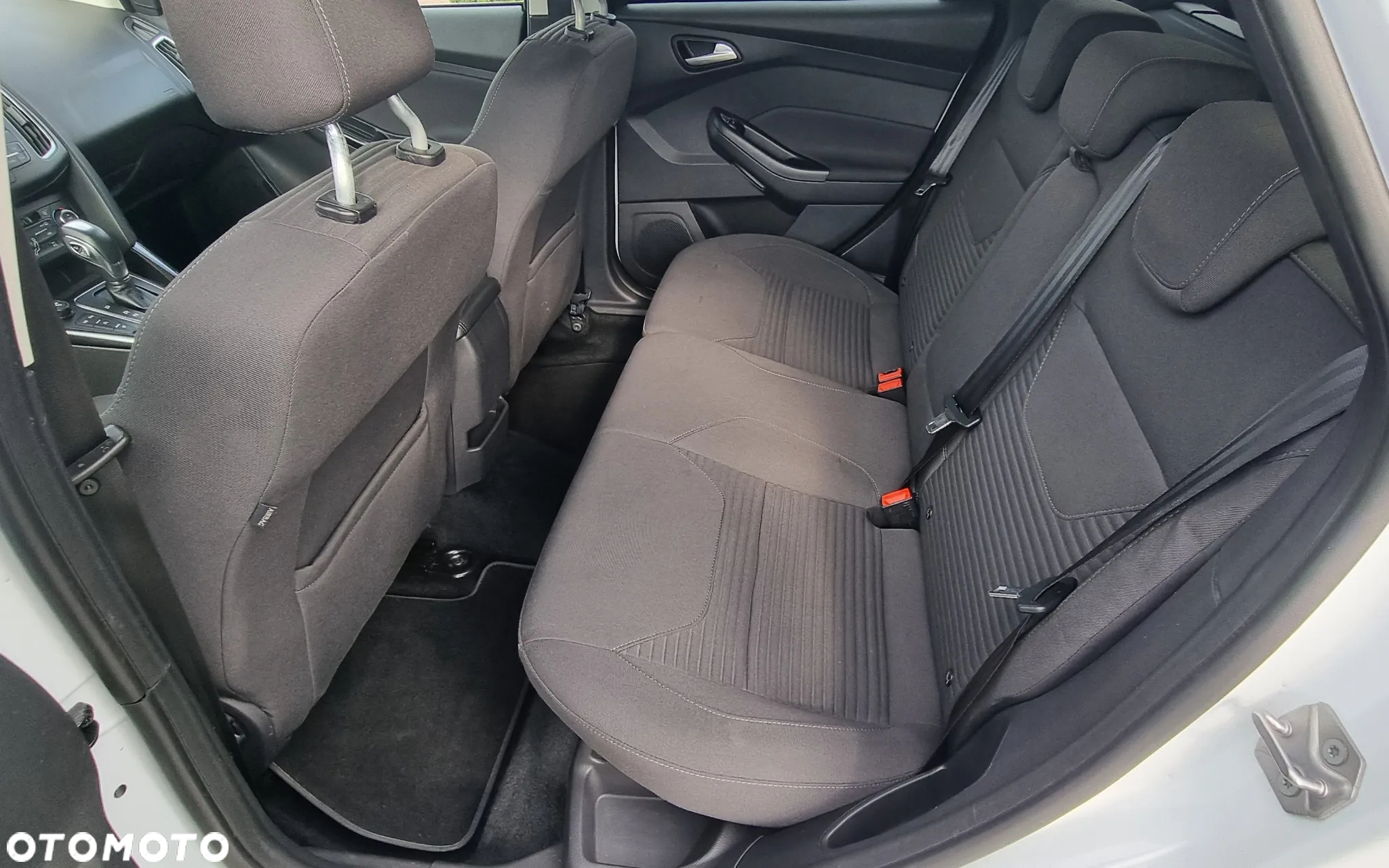 Ford Focus 1.5 EcoBlue Start-Stopp-System TITANIUM - 20