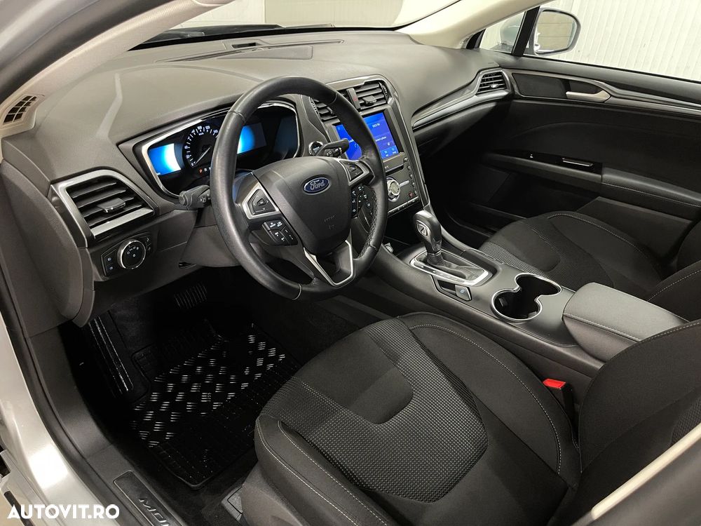 Ford Mondeo 2.0 HEV Titanium - 6