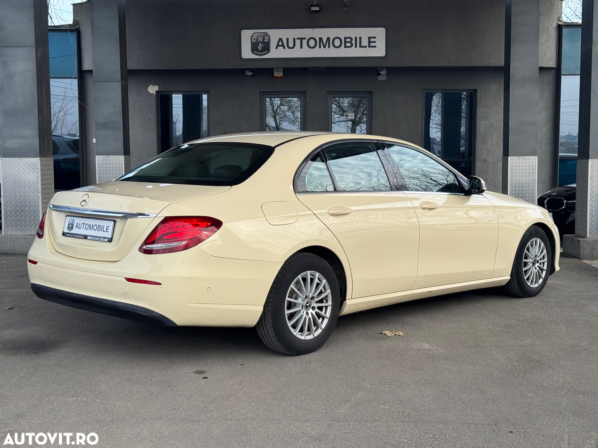 Mercedes-Benz E - 3