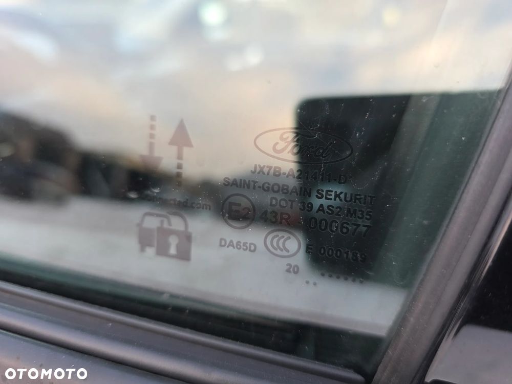 Ford Focus 1.0 EcoBoost Hybrid ACTIVE X - 23