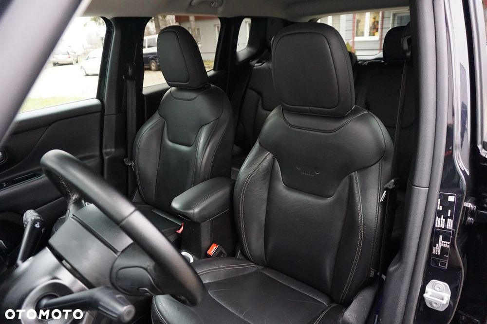 Jeep Renegade 1.4 MultiAir DSG Limited - 31