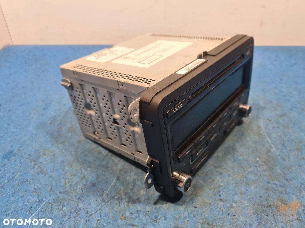 VOLKSWAGEN PASSAT B7 RADIO 1K0035186AN LI7F CFFB - 2