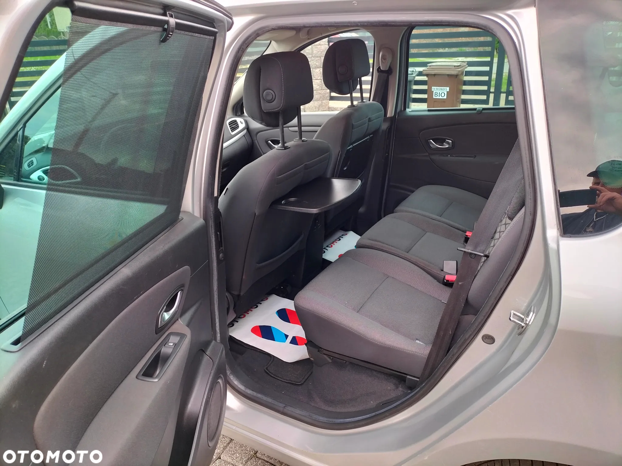 Renault Scenic 1.6 16V 110 Dynamique - 13