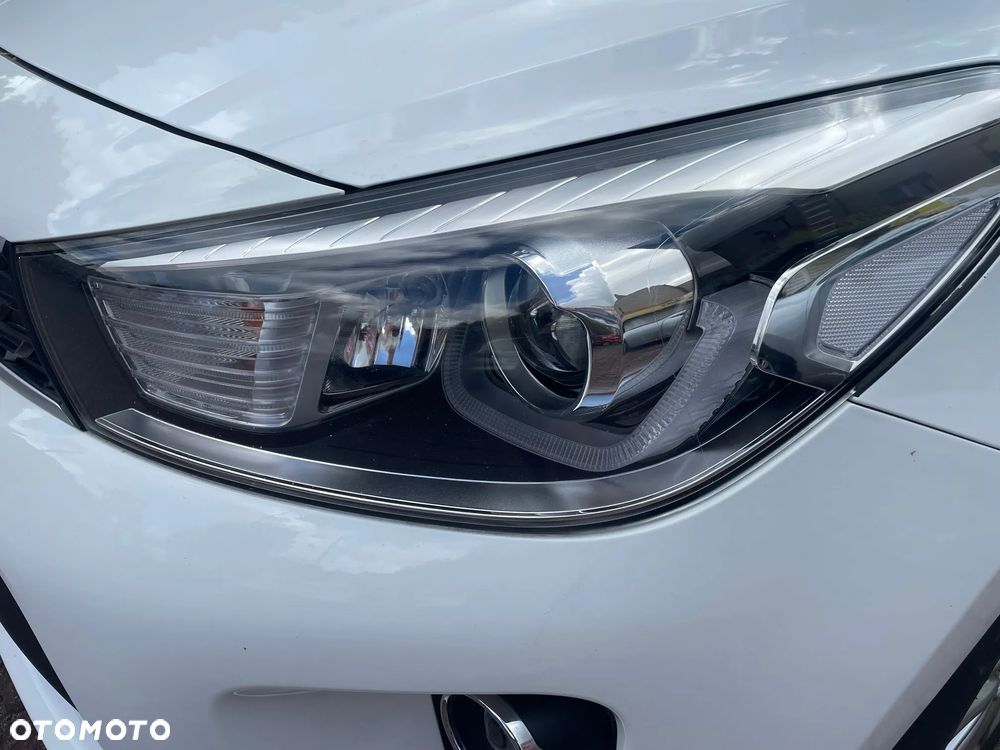 Kia Rio 1.2 L - 16