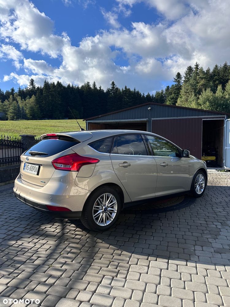 Ford Focus 1.0 EcoBoost Titanium - 3