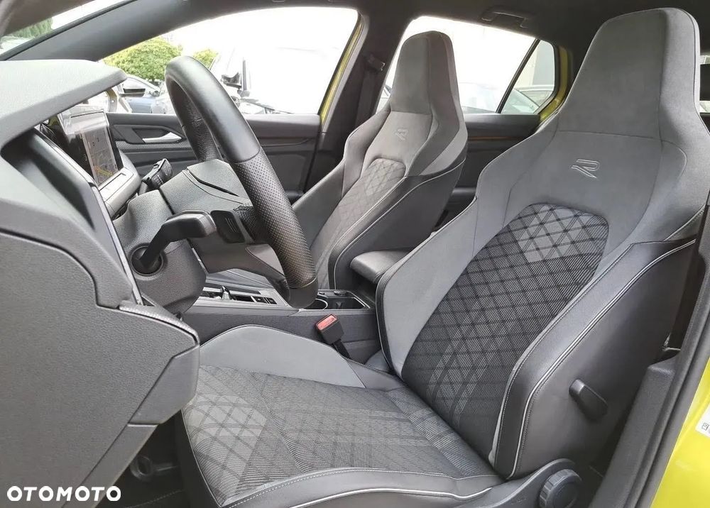 Volkswagen Golf 1.5 eTSI EVO R-Line DSG - 15
