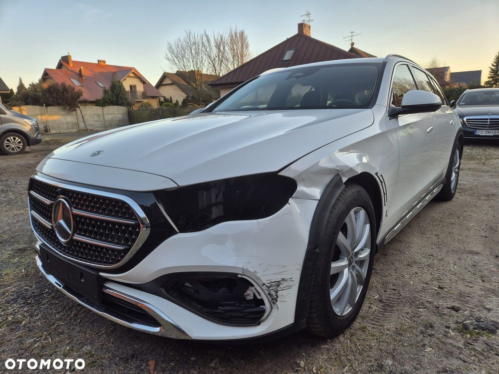 Mercedes-Benz Klasa E - 8