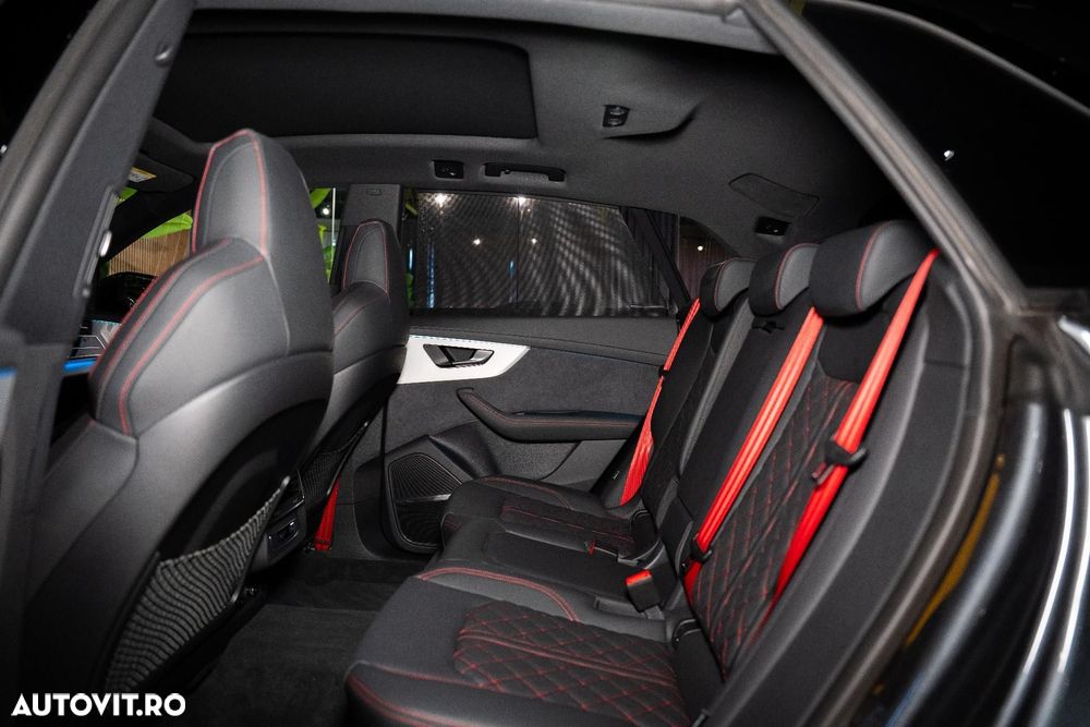 Audi Q8 - 27