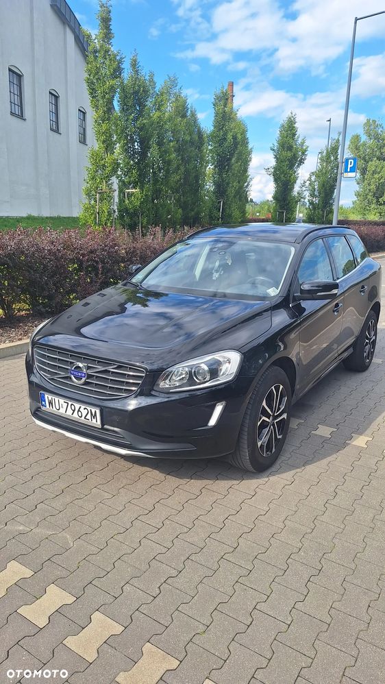 Volvo XC 60 D4 Momentum - 1
