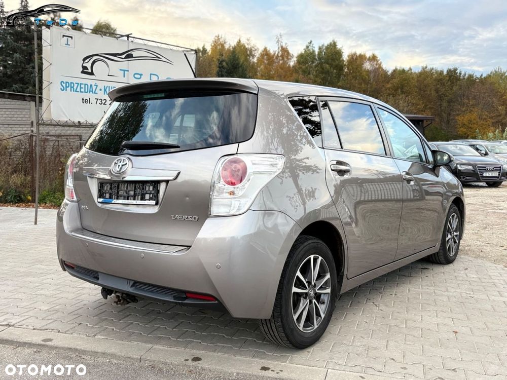 Toyota Verso 1.6 D-4D Prestige - 14