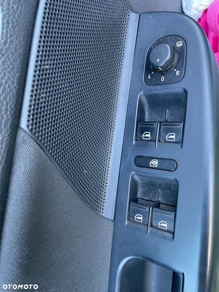 Volkswagen Golf - 13