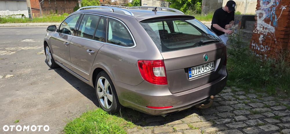 Skoda Superb 2.0 TDI Comfort - 5