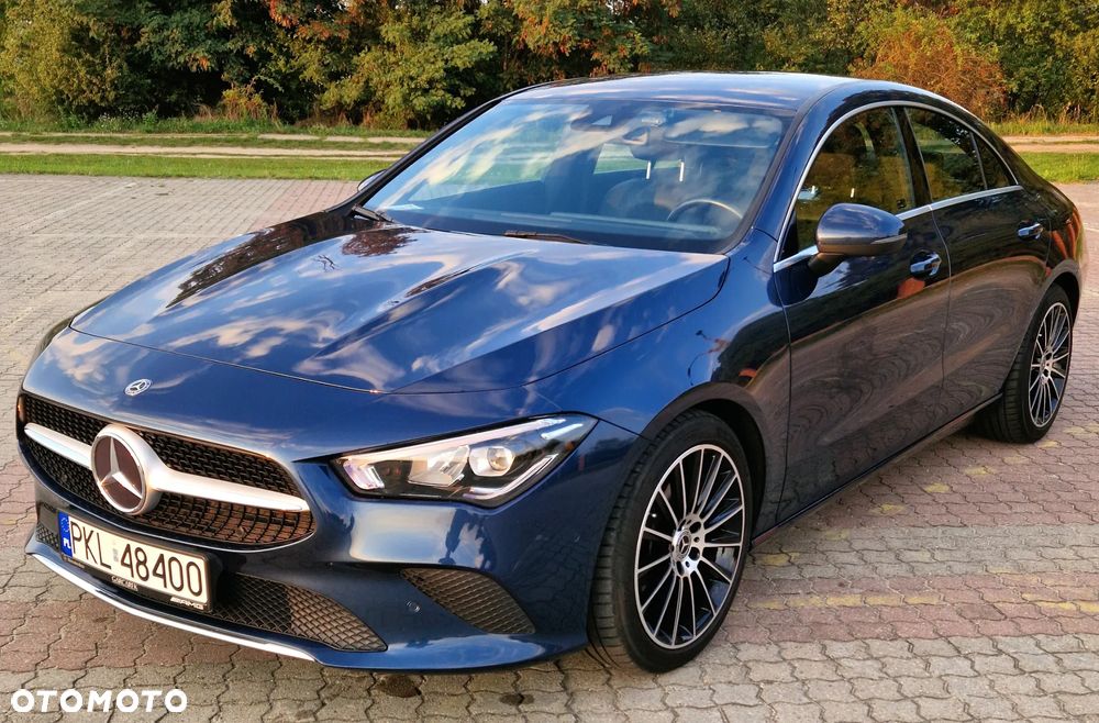 Mercedes-Benz CLA 180 7G-DCT - 7