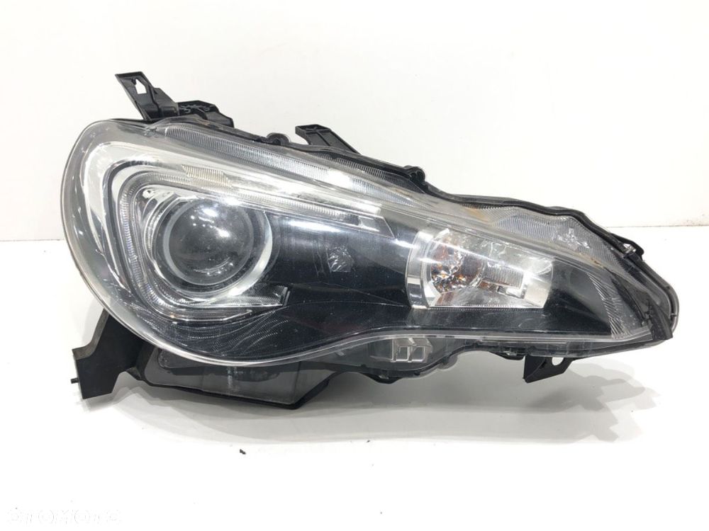 REFLEKTOR PRAWY PRZÓD XENON  SUBARU BRZ 2012 - 2022 2.0 (ZC6) 147 kW [200 KM] benzyna 2012 - 2022 - 1