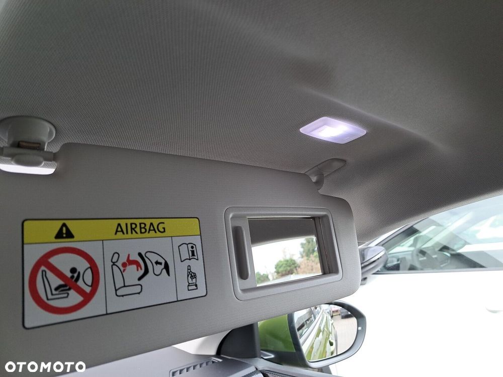 Volkswagen Taigo - 36