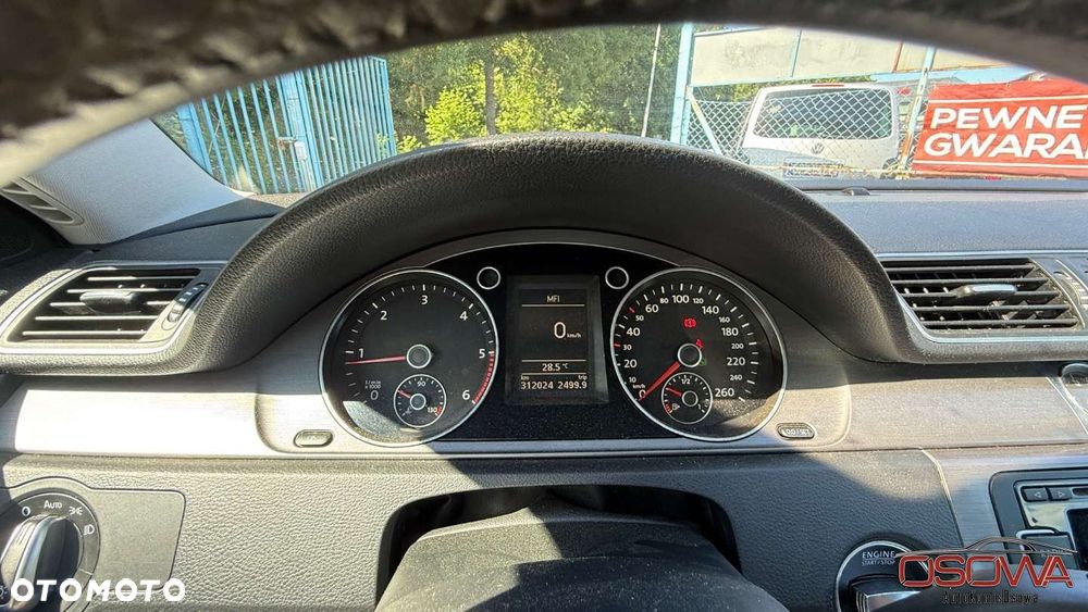 Volkswagen Passat - 23