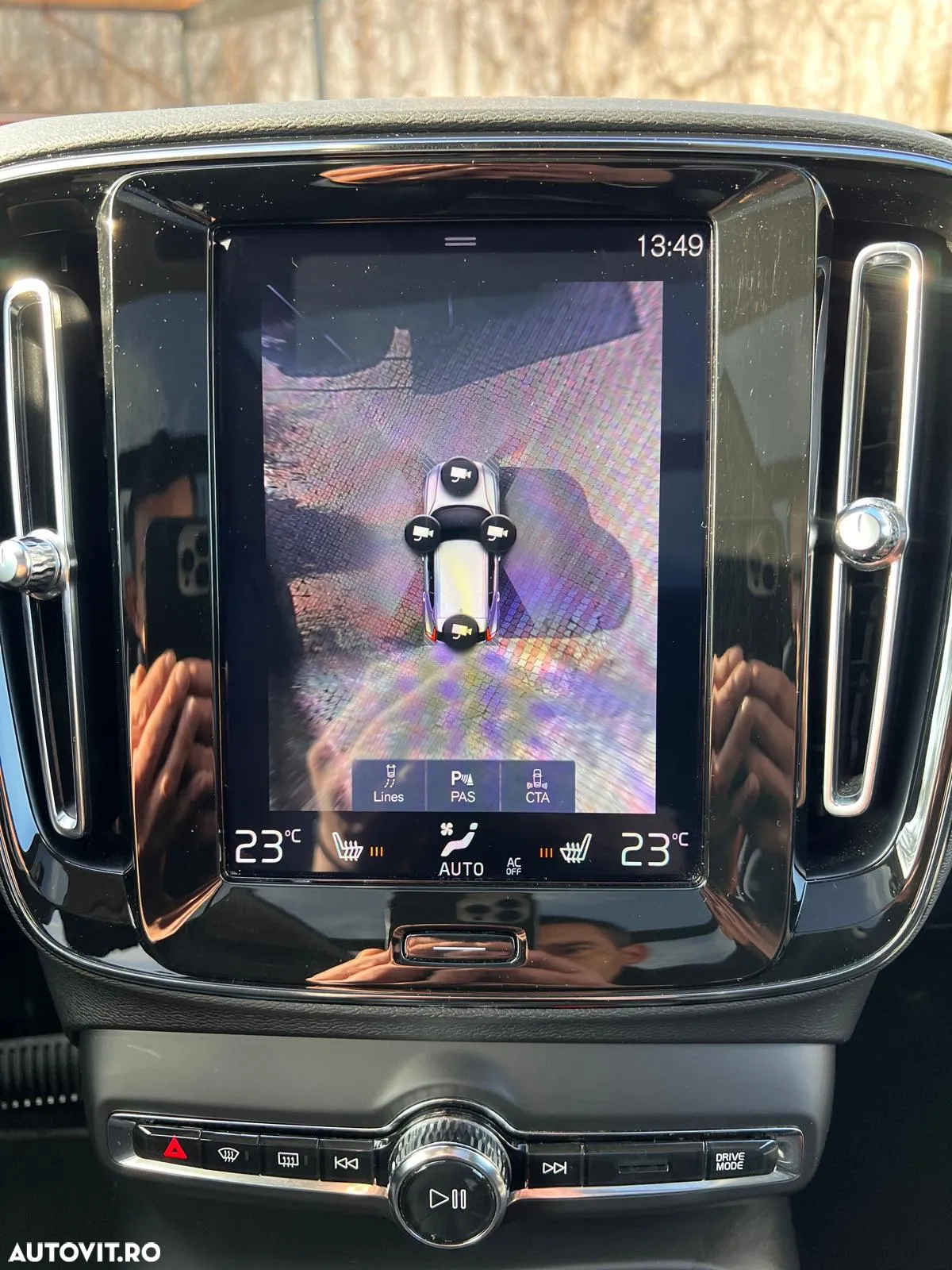 Volvo XC 40 T4 AWD Geartronic Momentum Pro - 4