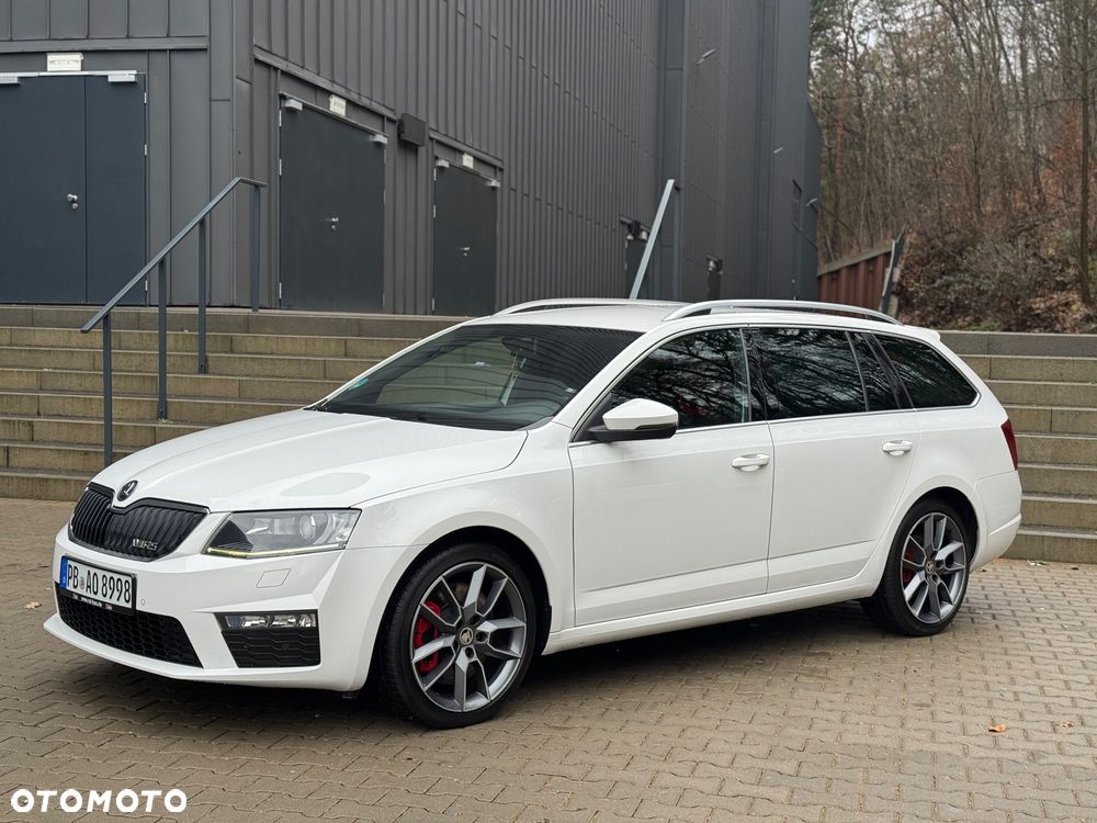Skoda Octavia 2.0 TDI DSG RS - 4