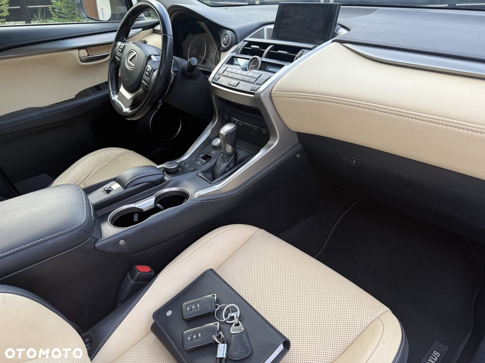 Lexus NX 200t Prestige AWD - 13