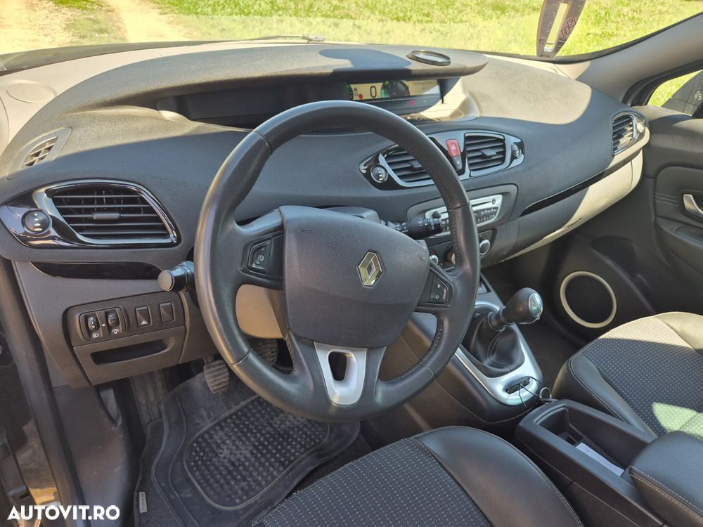 Renault Scenic dCi 110 LIMITED - 5