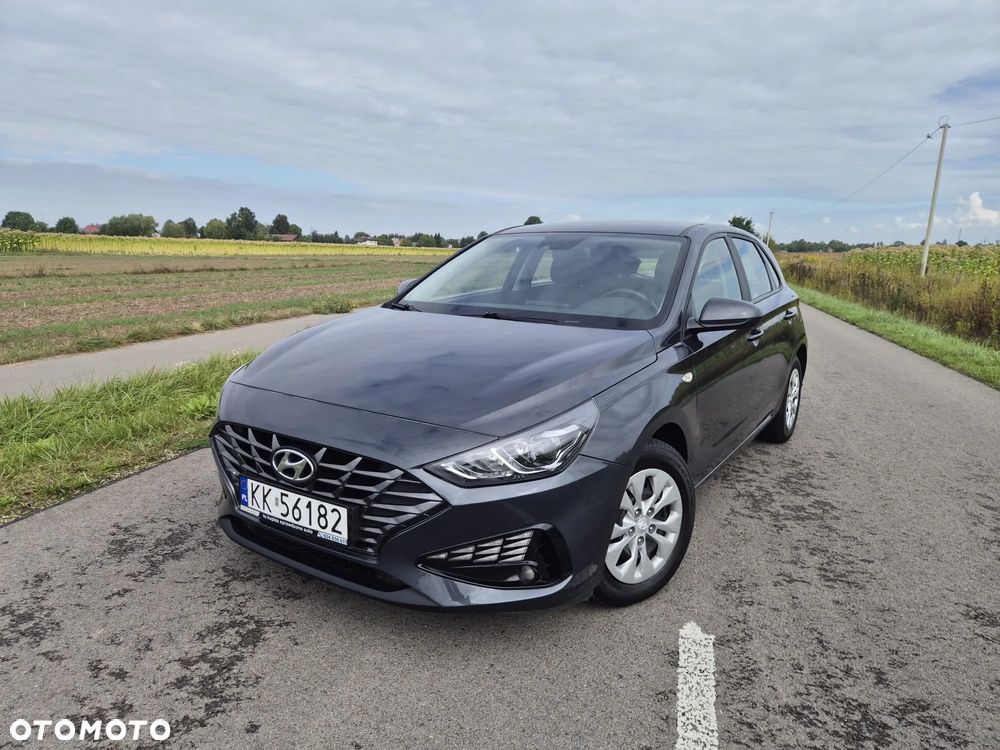 Hyundai i30 1.5 DPI Classic + - 8