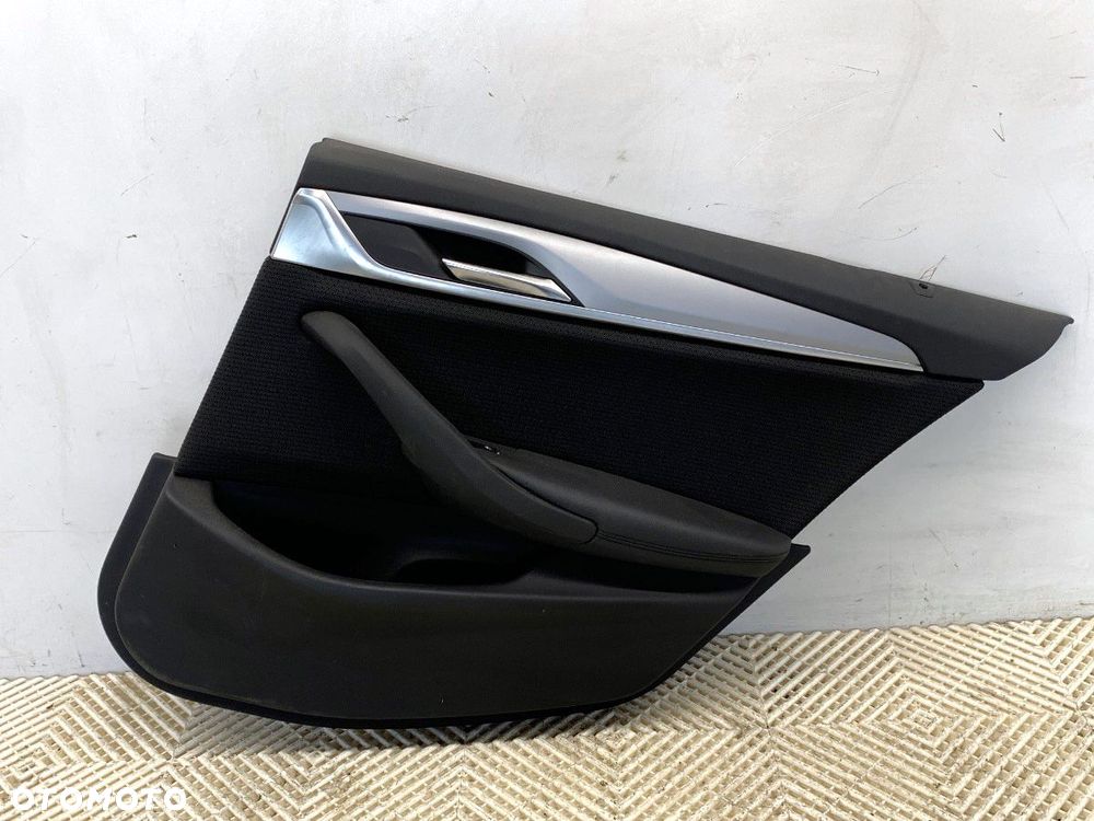 BOCZEK DRZWI PRAWY TYŁ  BMW 5 (G30, F90) 2016 - 2022 530 e Plug-in-Hybrid 135 kW [184 KM] Hybryda - 1