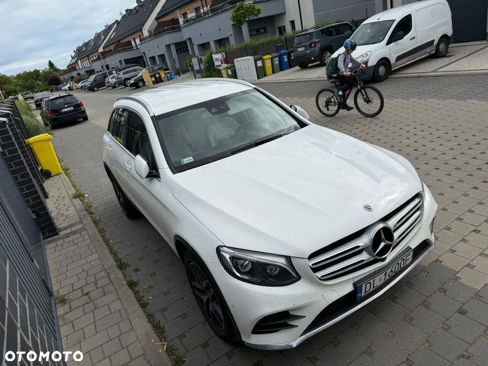 Mercedes-Benz GLC - 2