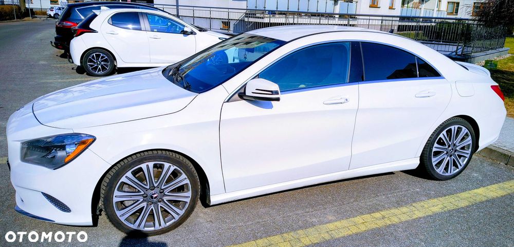 Mercedes-Benz CLA - 4