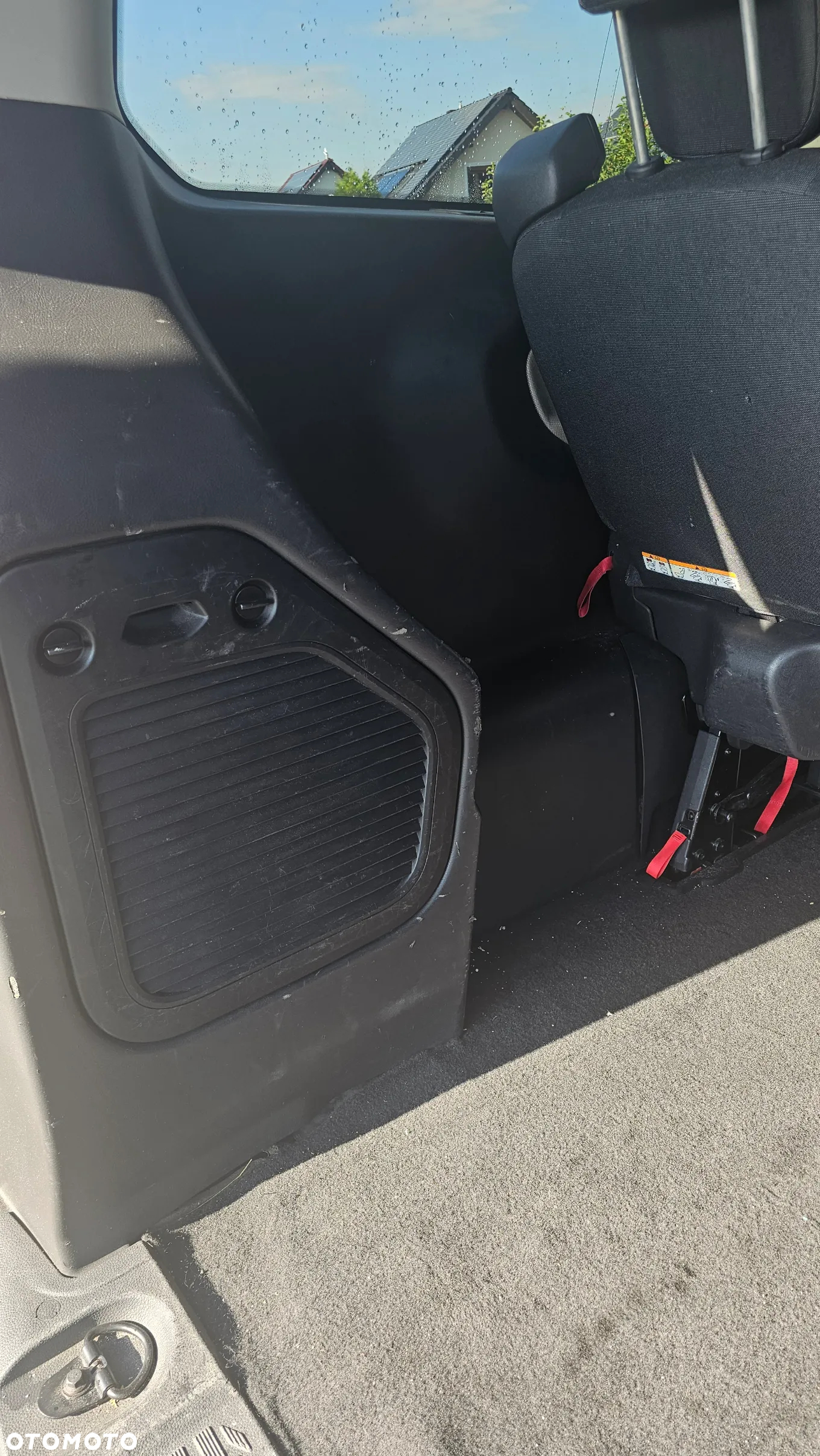 Ford Tourneo Custom - 17
