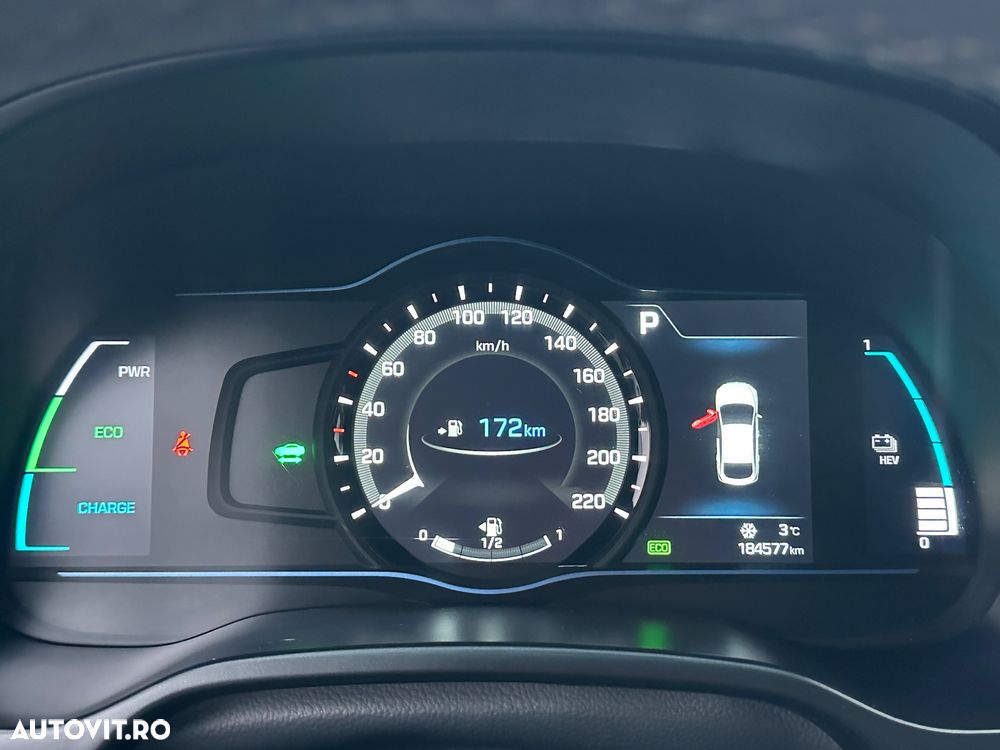 Hyundai IONIQ Plug-in-Hybrid 1.6 GDI Premium - 17
