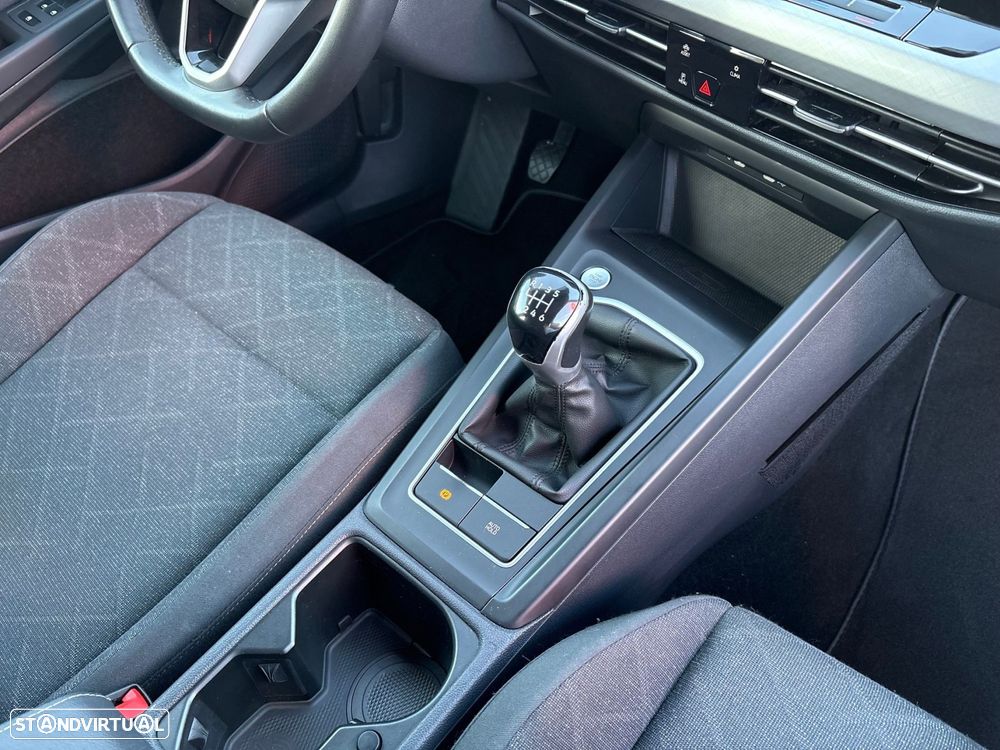 VW Golf Variant 1.0 TSI Life - 42
