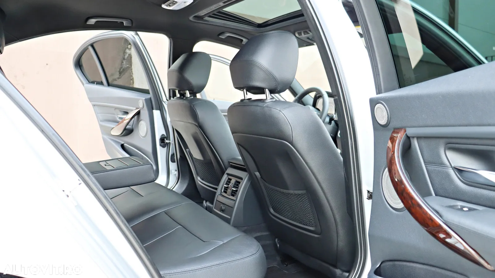 BMW Seria 3 - 14