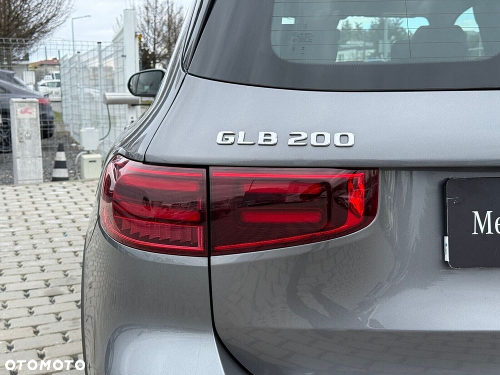 Mercedes-Benz GLB 200 Progressive 7G-DCT - 14