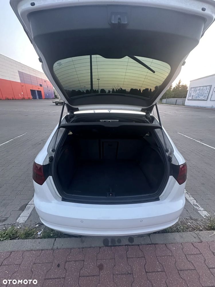 Audi A3 Sportback 2.0 TDI DPF quattro S line Sportpaket - 10