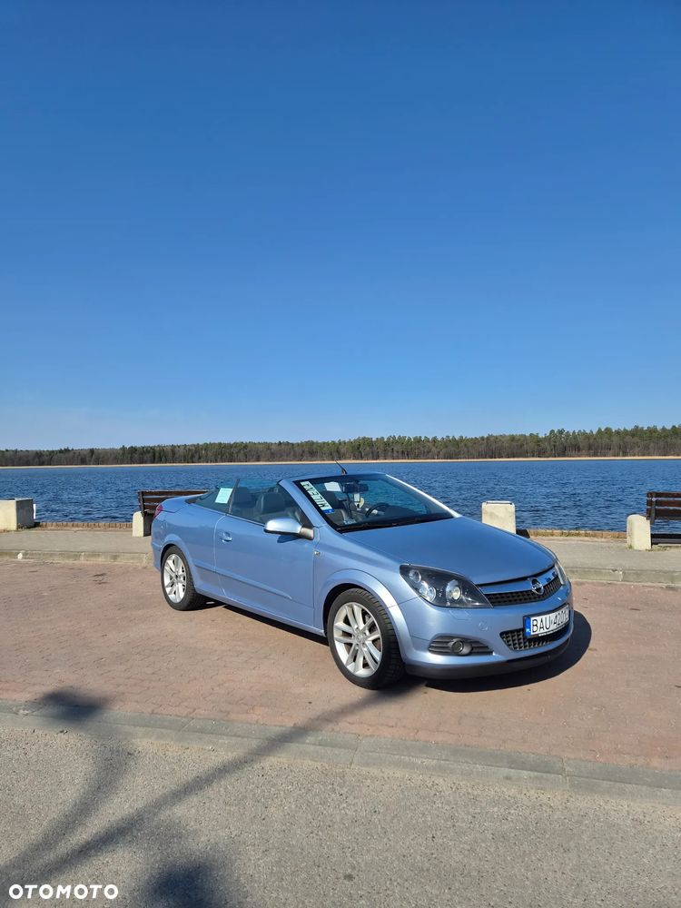 Opel Astra 1.8 Cosmo - 2