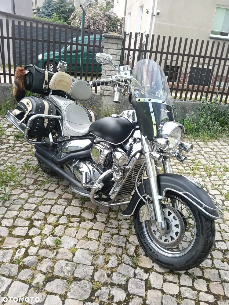 Suzuki Boulevard - 2