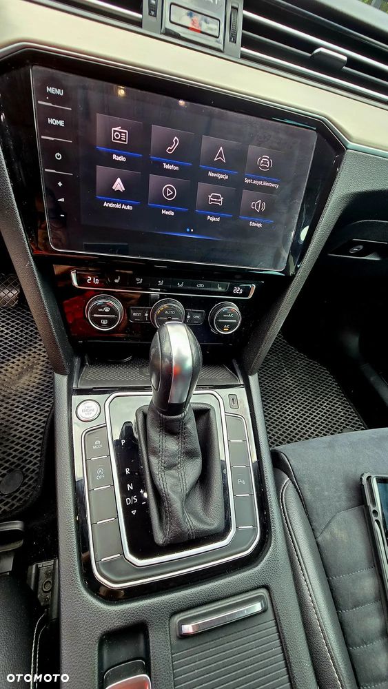 Volkswagen Passat 2.0 TDI Elegance DSG - 13