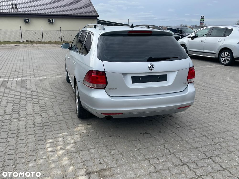 Volkswagen Golf 1.6 TDI DPF Trendline - 19