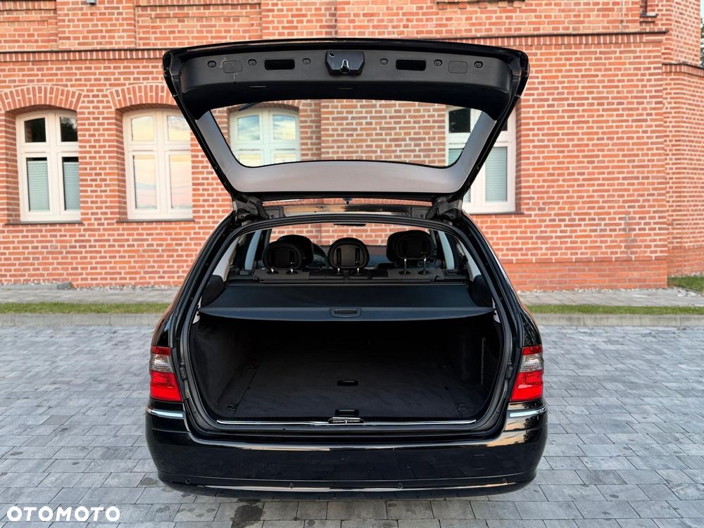 Mercedes-Benz Klasa E 200 Kompressor Avantgarde - 26