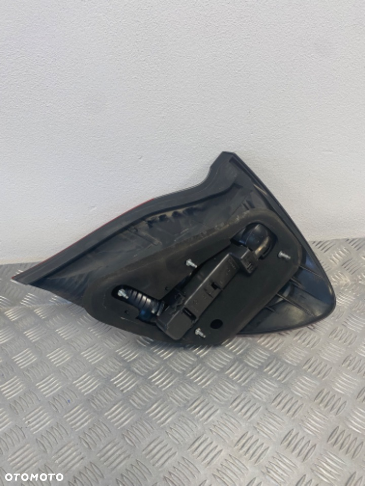 LAMPA TYŁ TYLNA LEWA MERCEDES C-KLASA W203 SPORT COUPE LIFT - 8