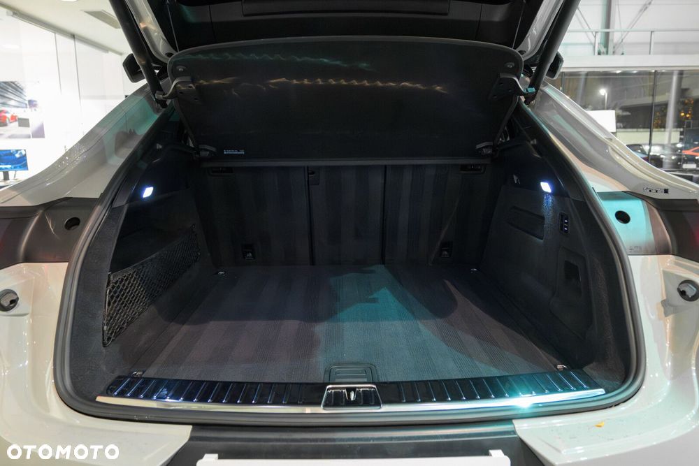 Porsche Cayenne Turbo GT - 23