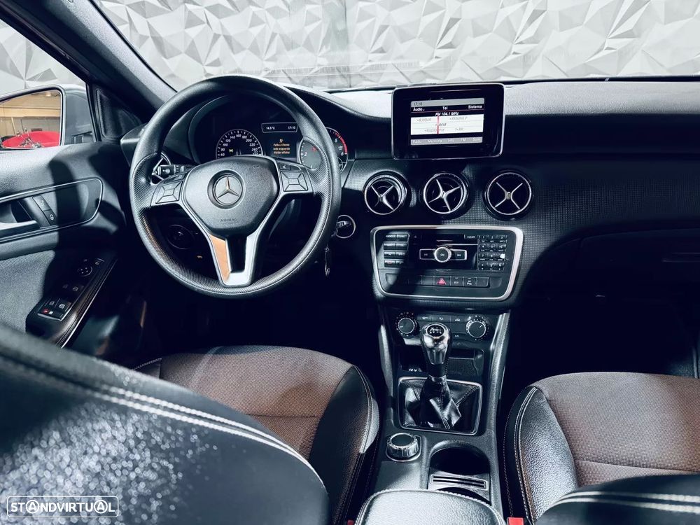 Mercedes-Benz A 180 d Style - 11