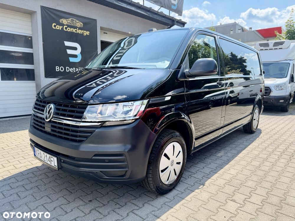 Volkswagen Transporter - 1