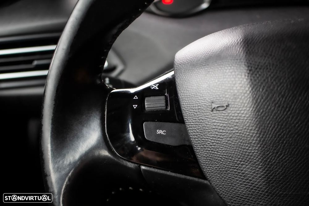 Peugeot 308 SW BlueHDi 130 Stop & Start Active - 13