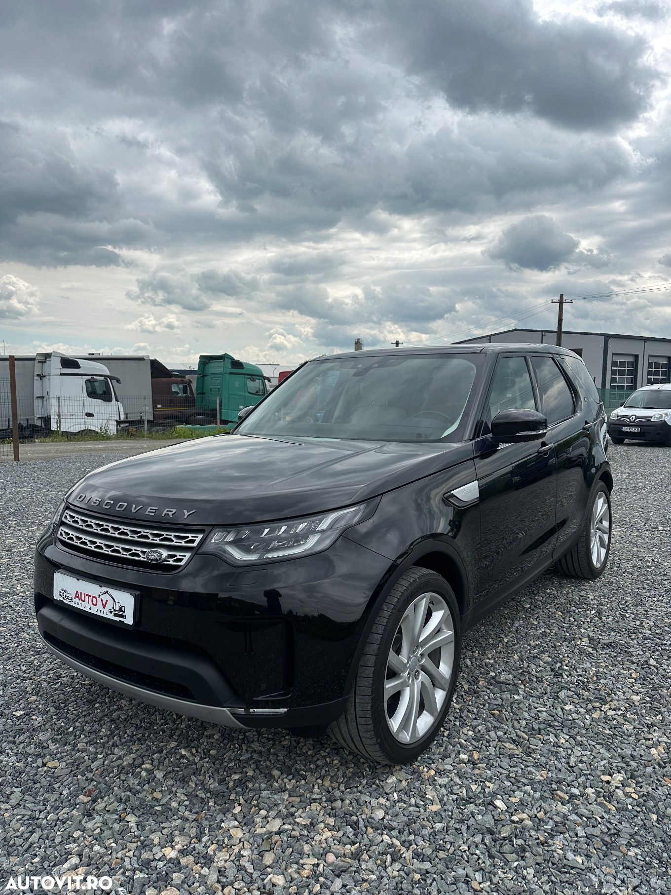 Land Rover Discovery 2.0 L SD4 HSE Luxury - 1