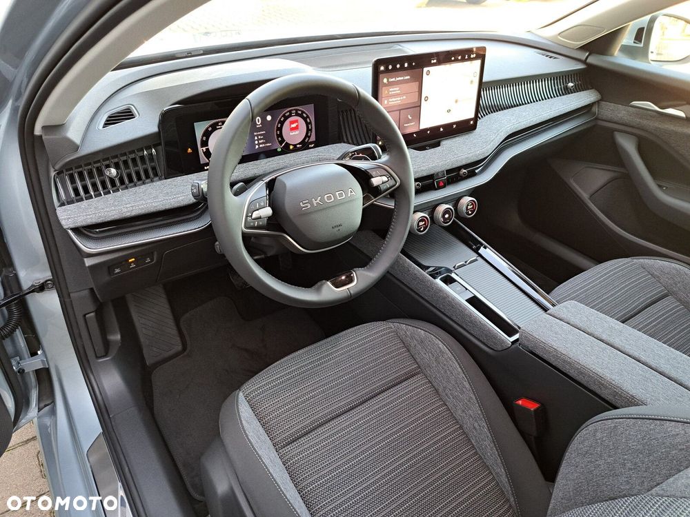 Skoda Superb 2.0 TSI Selection DSG - 15