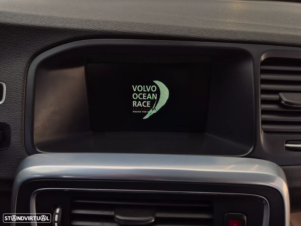 Volvo V60 2.0 D2 Volvo Ocean Race - 35