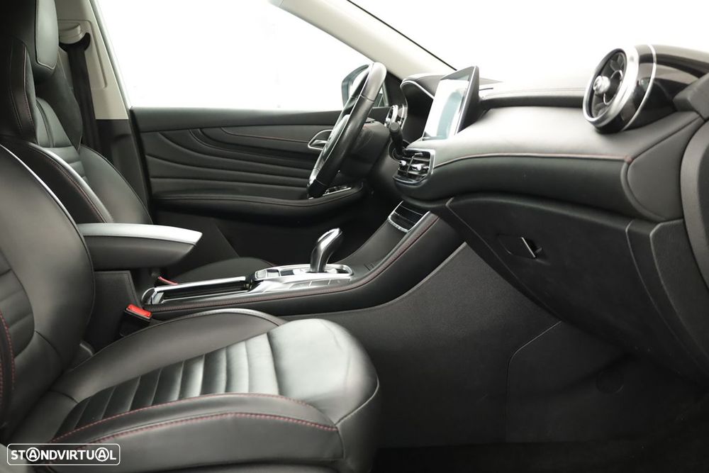 MG EHS 1.5 T-GDI Plug-in Hybrid Luxury - 22